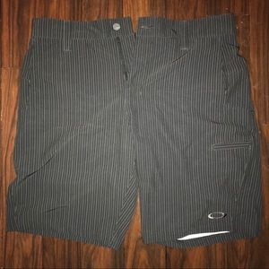 Men’s hybrid pinstripe shorts